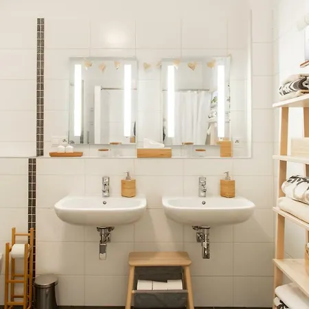 Nina Апартаменты