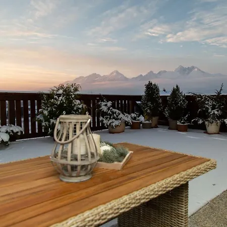 Nina * Vel'ka Lomnica